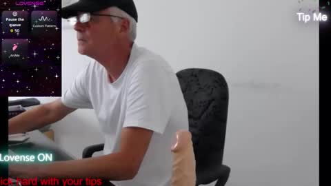 Snapshot of perdill chatting on September 9, 2025, 12:26 pm Mr Pondaro online show from September 9, 2025, 12:26 pm