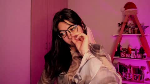 Snapshot of perfect__ana chatting on December 2, 2024, 11:07 pm Sarah Ana Banana online show from December 2, 2024, 11:07 pm