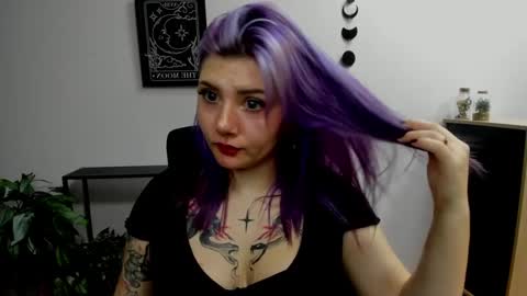 Snapshot of perfect_gabbie chatting on January 2, 2025, 6:23 pm Gabbie online show from January 2, 2025, 6:23 pm