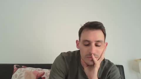 perfectboyfr online show from May 6, 2026, 5:40 pm