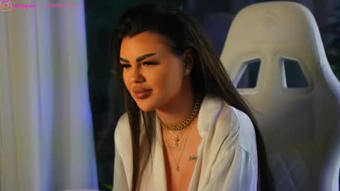 Dee online show from December 18, 2024, 8:31 am