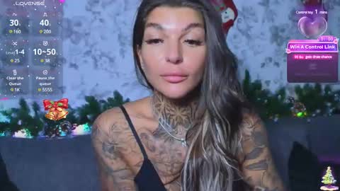 Snapshot of perfecttbaby77n chatting on December 21, 2024, 9:55 am Anna online show from December 21, 2024, 9:55 am