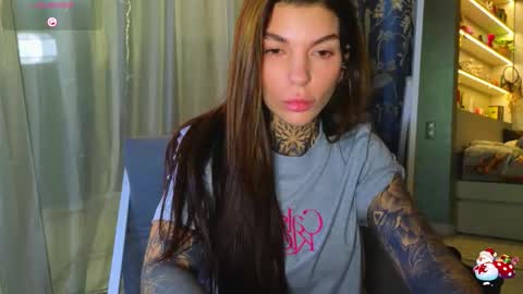 Snapshot of perfecttbaby77n chatting on February 20, 2026, 10:16 am Anna online show from February 20, 2026, 10:16 am