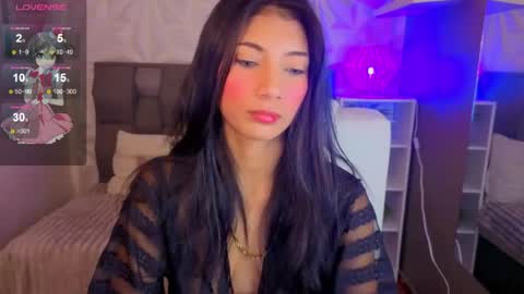 Snapshot of perlaa_moon_ chatting on June 3, 2026, 1:46 pm PERLA online show from June 3, 2026, 1:46 pm