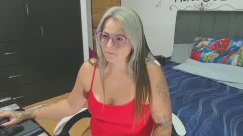 Snapshot of perlagoloza05 chatting on March 9, 2025, 5:00 am goloza online show from March 9, 2025, 5:00 am