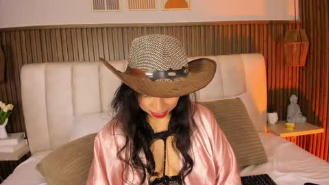 Snapshot of perlapreciosa chatting on May 22, 2026, 4:19 am PerlaPreciosa online show from May 22, 2026, 4:19 am