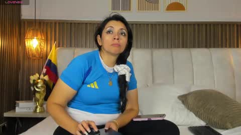 Snapshot of perlapreciosa chatting on July 8, 2026, 4:06 am PerlaPreciosa online show from July 8, 2026, 4:06 am