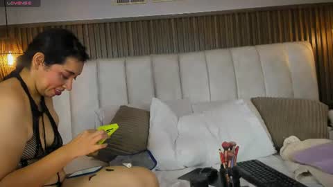 Snapshot of perlapreciosa chatting on July 11, 2026, 4:37 am PerlaPreciosa online show from July 11, 2026, 4:37 am