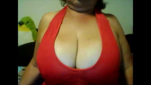 Snapshot of perlita070822 chatting on December 12, 2024, 4:15 am perlita070822 online show from December 12, 2024, 4:15 am