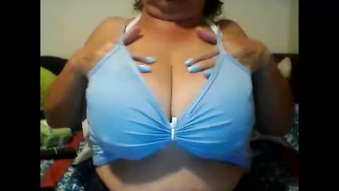 Snapshot of perlita070822 chatting on December 20, 2024, 4:42 am perlita070822 online show from December 20, 2024, 4:42 am