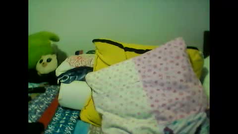 Snapshot of perlita070822 chatting on December 24, 2024, 4:55 am perlita070822 online show from December 24, 2024, 4:55 am