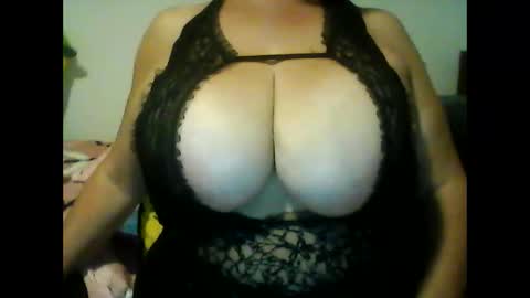 Snapshot of perlita070822 chatting on January 8, 2025, 4:55 am perlita070822 online show from January 8, 2025, 4:55 am