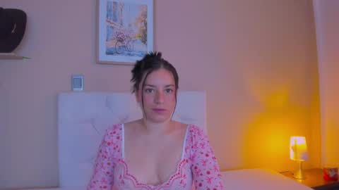 Marie online show from April 23, 2026, 11:20 am