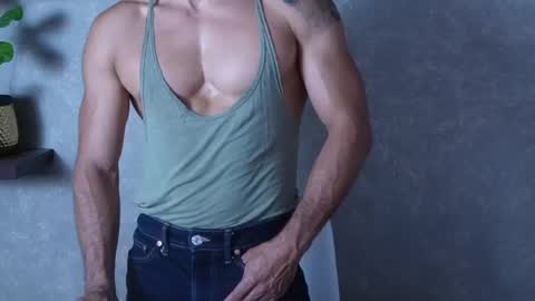 andres    online show from April 27, 2026, 7:01 pm