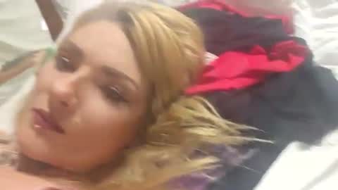 Snapshot of persephone420 chatting on November 7, 2025, 3:45 pm Persephone Love online show from November 7, 2025, 3:45 pm