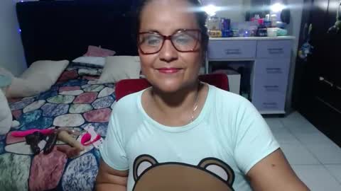 Snapshot of pervert_mommy_x chatting on May 9, 2026, 10:09 am SAMY online show from May 9, 2026, 10:09 am