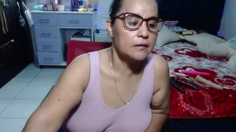 Snapshot of pervert_mommy_x chatting on June 11, 2026, 9:51 am SAMY online show from June 11, 2026, 9:51 am