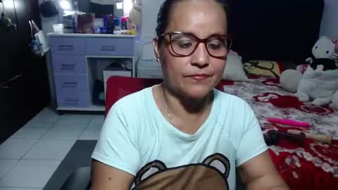 Snapshot of pervert_mommy_x chatting on June 14, 2026, 11:45 am SAMY online show from June 14, 2026, 11:45 am
