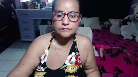 Snapshot of pervert_mommy_x chatting on July 19, 2026, 11:58 am SAMY online show from July 19, 2026, 11:58 am