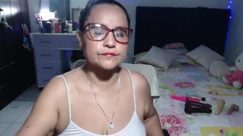 Snapshot of pervert_mommy_x chatting on July 20, 2026, 9:34 am SAMY online show from July 20, 2026, 9:34 am