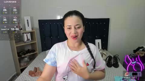 Snapshot of pervert_pantyhose chatting on January 16, 2026, 9:19 pm Kimberly online show from January 16, 2026, 9:19 pm