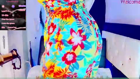 Snapshot of pervertmom_ chatting on February 16, 2025, 8:11 pm ESMERALDA online show from February 16, 2025, 8:11 pm