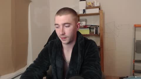 pes1ko online show from April 6, 2026, 7:15 pm