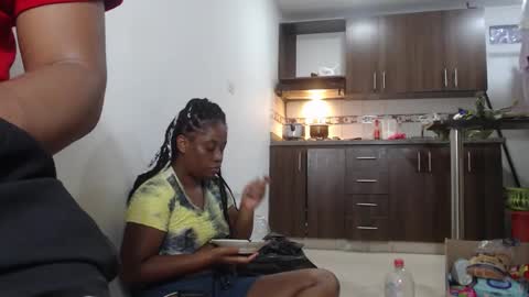 kamila online show from November 23, 2025, 10:31 pm