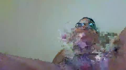 Isaa online show from February 10, 2025, 1:24 am