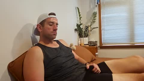 Snapshot of pete19871987 chatting on February 21, 2025, 12:38 am Check out my new OnlyFans link online show from February 21, 2025, 12:38 am