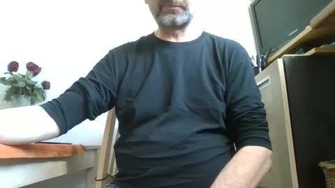 Snapshot of peter50only4you chatting on March 14, 2026, 8:42 am peter50only4you online show from March 14, 2026, 8:42 am