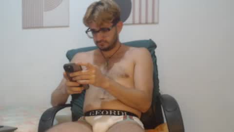 Snapshot of peter_x_annaud chatting on May 16, 2026, 10:58 am FELIPE online show from May 16, 2026, 10:58 am