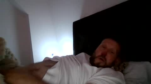 Snapshot of peterpeters443 chatting on May 14, 2026, 12:45 pm jelle online show from May 14, 2026, 12:45 pm