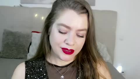 Snapshot of petersemily chatting on December 8, 2024, 6:28 pm Peters Emily online show from December 8, 2024, 6:28 pm