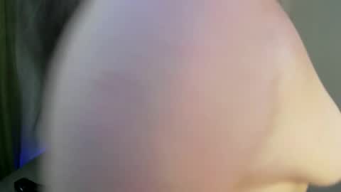 Snapshot of petersemily chatting on December 21, 2024, 8:21 pm Peters Emily online show from December 21, 2024, 8:21 pm