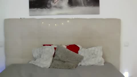 Snapshot of petersemily chatting on February 7, 2025, 6:13 pm Peters Emily online show from February 7, 2025, 6:13 pm