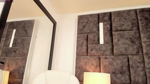 Im Rosse but u can call me Rossie or Rosita . online show from December 13, 2024, 2:32 am