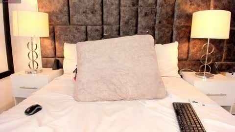 Im Rosse but u can call me Rossie or Rosita . online show from February 2, 2025, 1:23 am