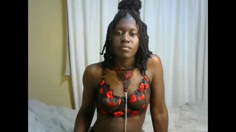 Snapshot of petite_anyaa chatting on September 18, 2025, 10:12 pm Anya online show from September 18, 2025, 10:12 pm