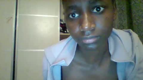 Snapshot of petite_ariana chatting on May 16, 2026, 8:18 pm ariana online show from May 16, 2026, 8:18 pm