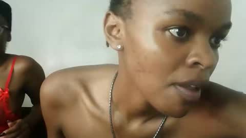 mimi online show from April 24, 2026, 2:52 pm