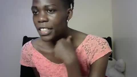 petite_lavi2 online show from February 26, 2025, 2:04 am