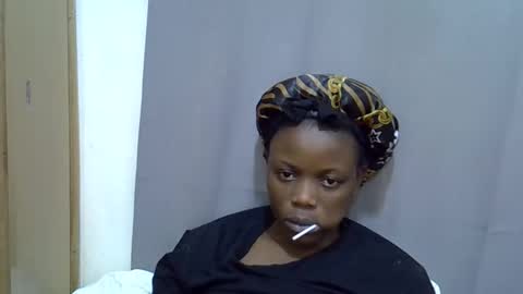 Snapshot of petite_melan chatting on October 2, 2025, 7:26 am petite_melan online show from October 2, 2025, 7:26 am