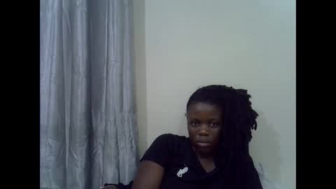 Snapshot of petite_melan chatting on November 20, 2025, 7:46 pm petite_melan online show from November 20, 2025, 7:46 pm