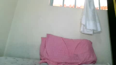 petite_shan online show from July 27, 2026, 8:54 am