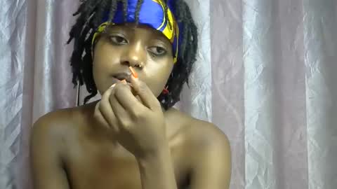 petite_star2 online show from January 9, 2026, 9:49 pm