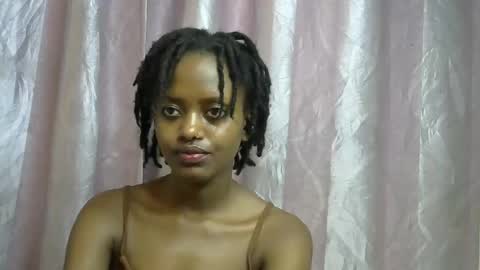 petite_star2 online show from January 11, 2026, 10:09 am