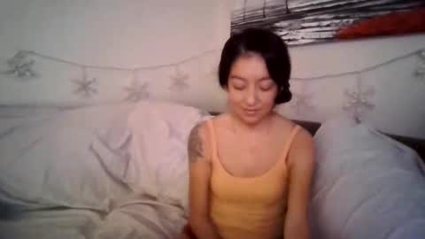 petite treat  online show from December 17, 2025, 8:15 pm