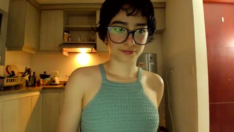 Lunna online show from February 22, 2026, 11:47 pm