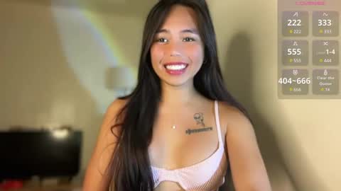 Snapshot of petitegirlx69 chatting on December 30, 2024, 11:28 pm miss lisa online show from December 30, 2024, 11:28 pm